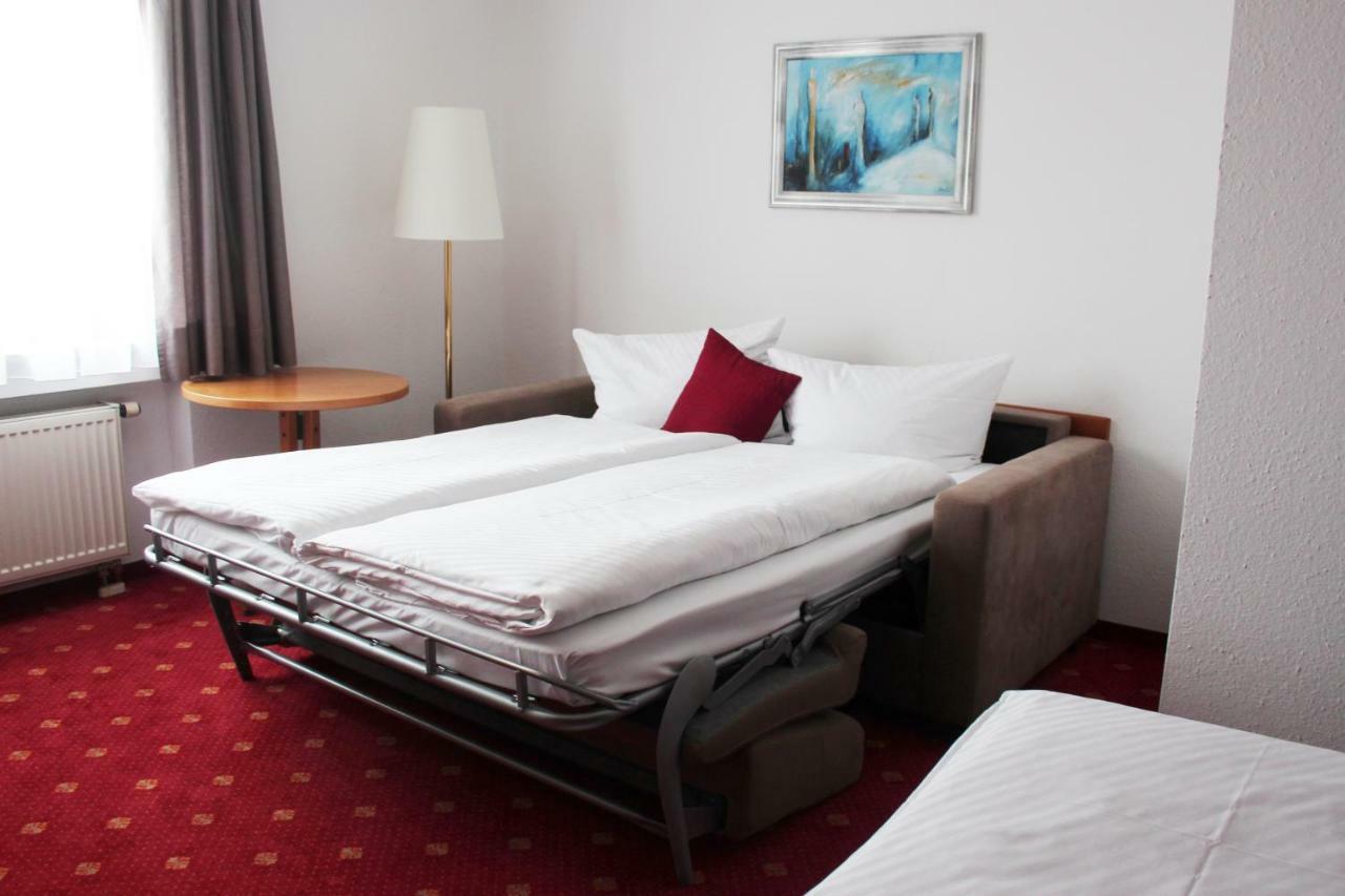 Hotel Gasthof Adler Ulm Exterior photo